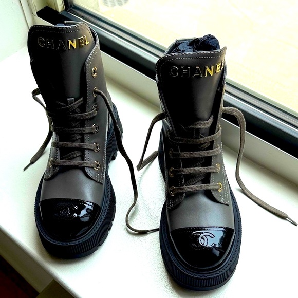 CHANEL Black and Gray Lace-Up Combat Boots - Picture 3 of 7